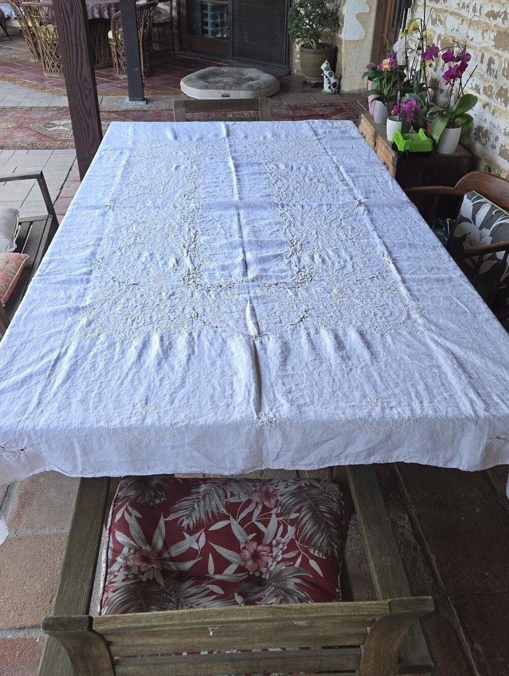 Vintage Linen Rectangular Tablecloth Delicate Embroidery Cutwork 94
